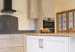 traditional Kitchen handcrafted in Wicklow